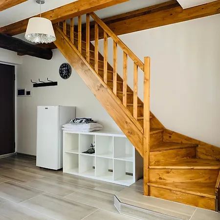 Duplex In Casa Rurale Con Cortile Privato Lugano Exterior photo