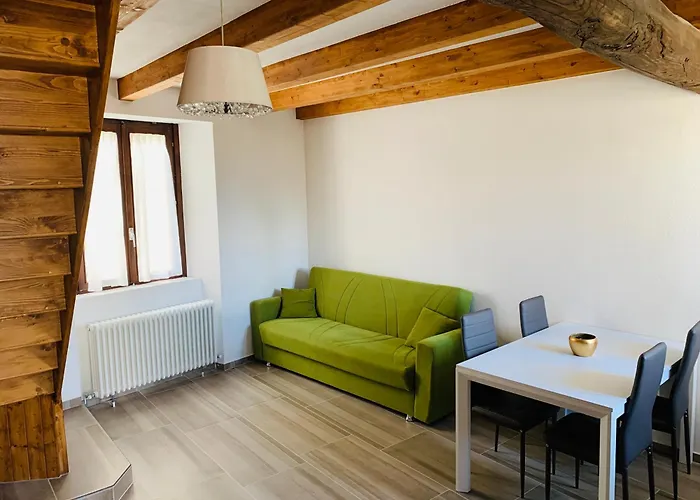 Duplex In Casa Rurale Con Cortile Privato